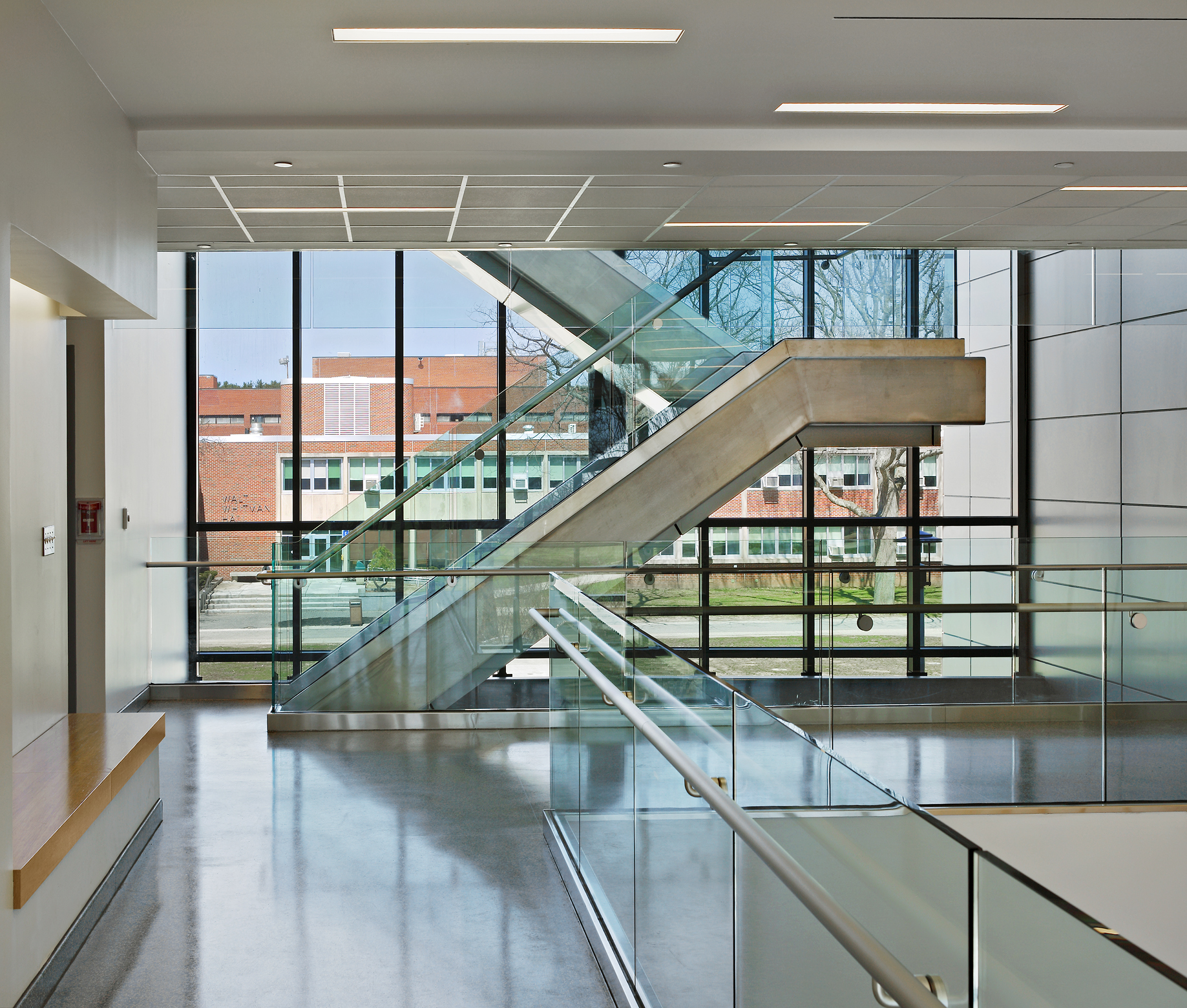 SUNY Farmingdale School of Biz 5326 med