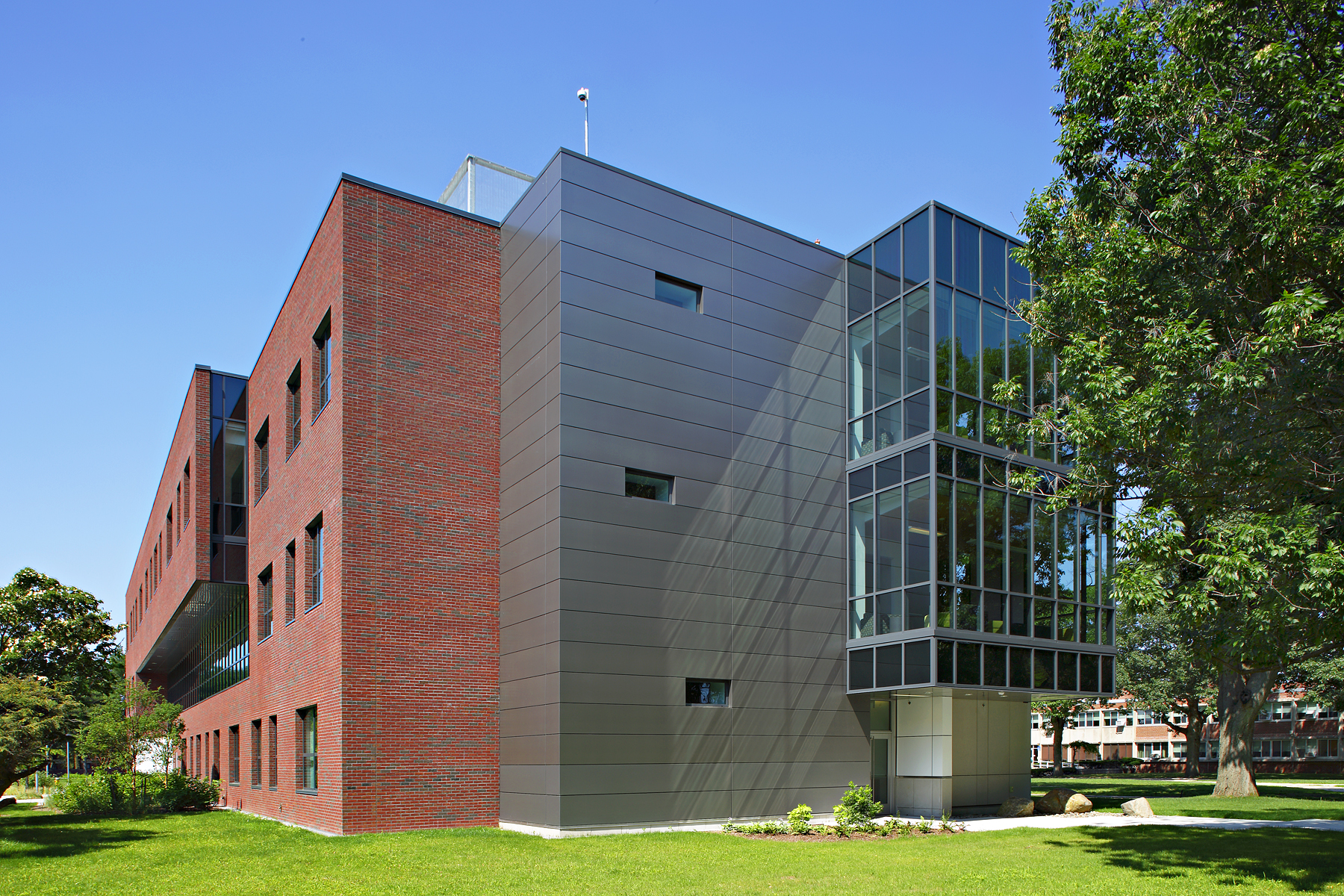 SUNY Farmingdale School of Biz 9000 med