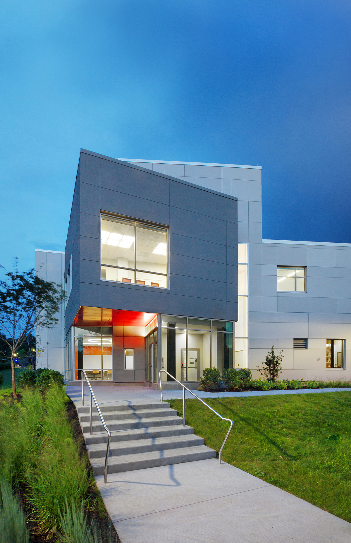 SUNY New Paltz EIH 717 med